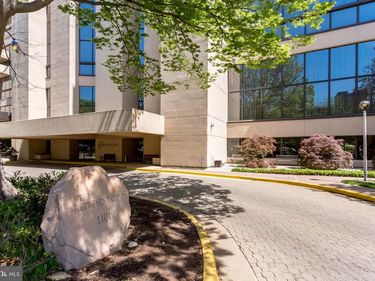 1101 S ARLINGTON RIDGE ROAD, Unit 114, ARLINGTON, VA 22202