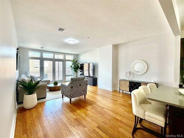 90 Bay Street Landing , Unit 3J, Staten Island, NY 10301