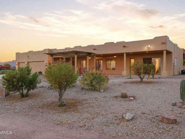 3826 N Rain Cloud Drive, Apache Junction, AZ 85119