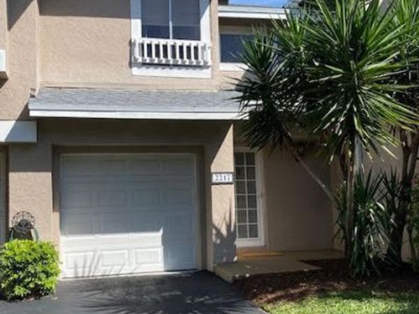 2217 W Discovery Cir Circle W, Deerfield Beach, FL 33442