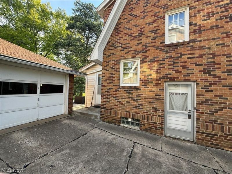 708 E Bowman Street, Wooster, OH 44691 Photo 5