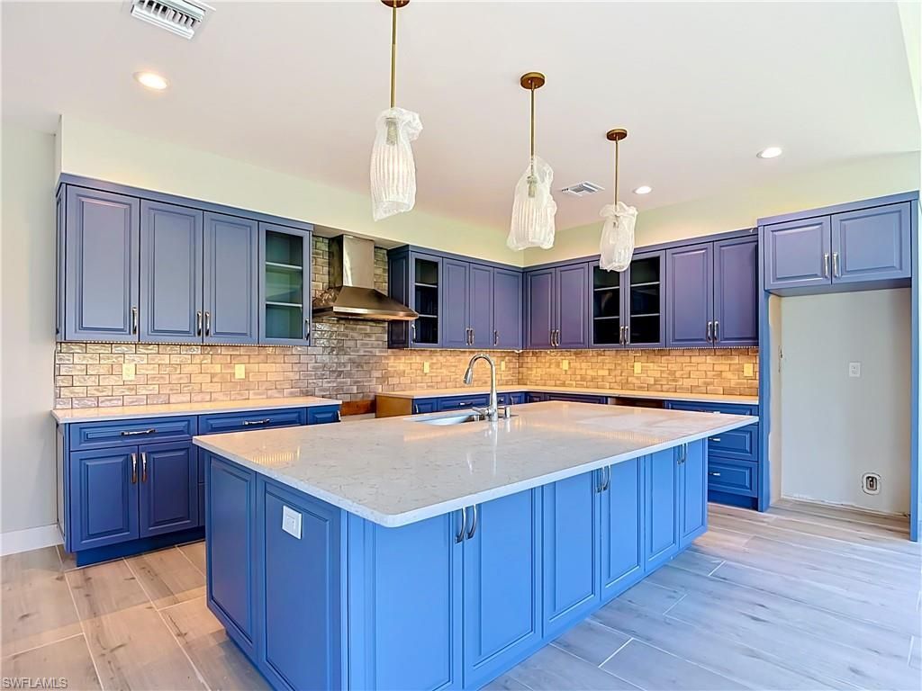 8831 Woodgate Dr, Fort Myers, FL 33908 Photo