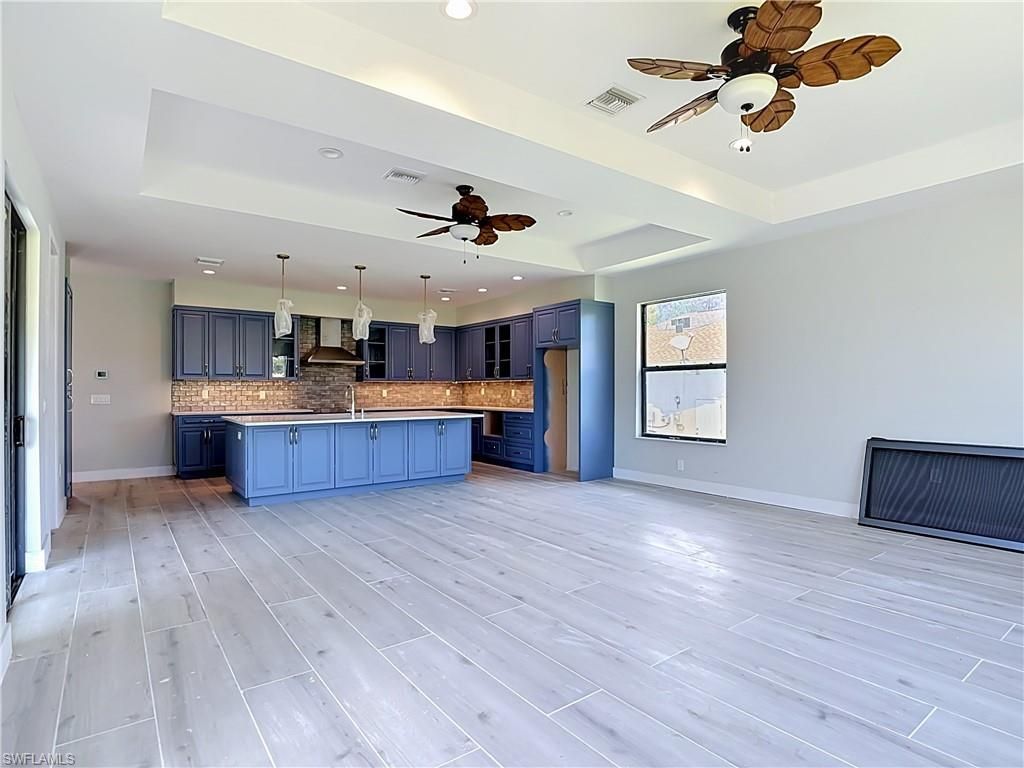 8831 Woodgate Dr, Fort Myers, FL 33908 Photo