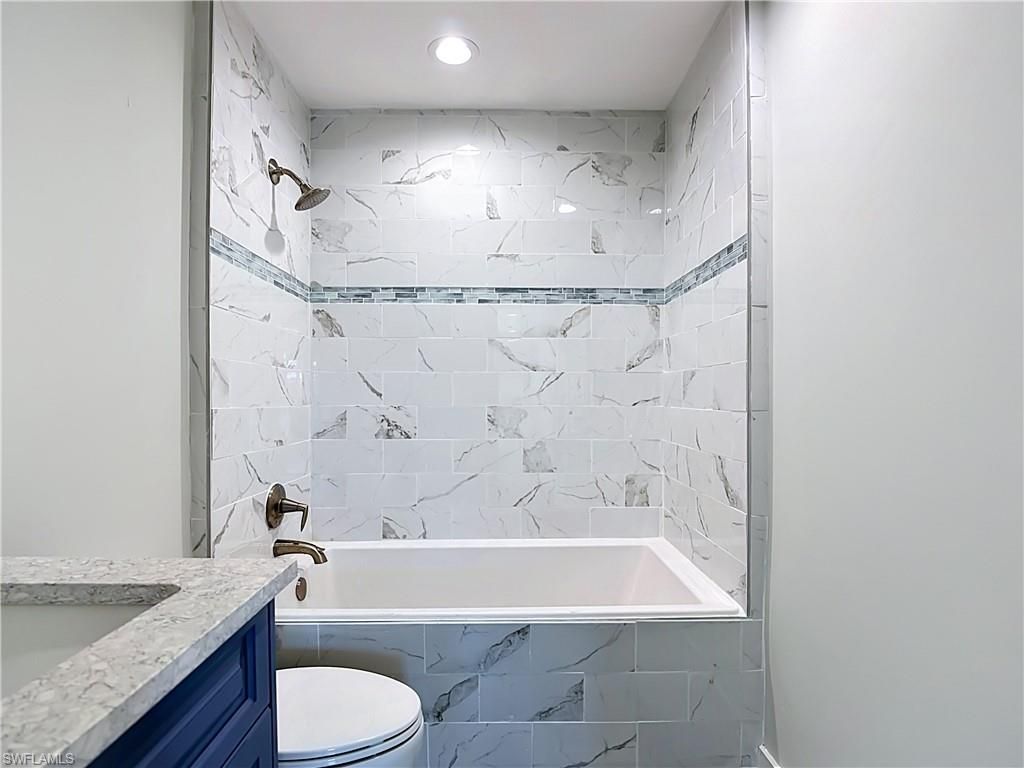8831 Woodgate Dr, Fort Myers, FL 33908 Photo