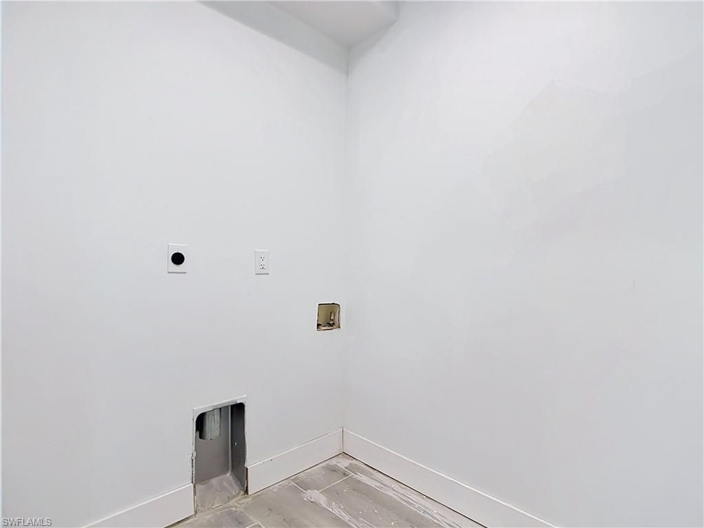 8831 Woodgate Dr, Fort Myers, FL 33908 Photo