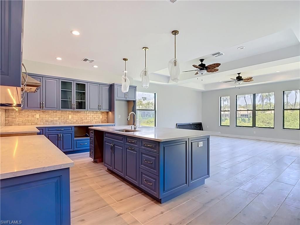 8831 Woodgate Dr, Fort Myers, FL 33908 Photo