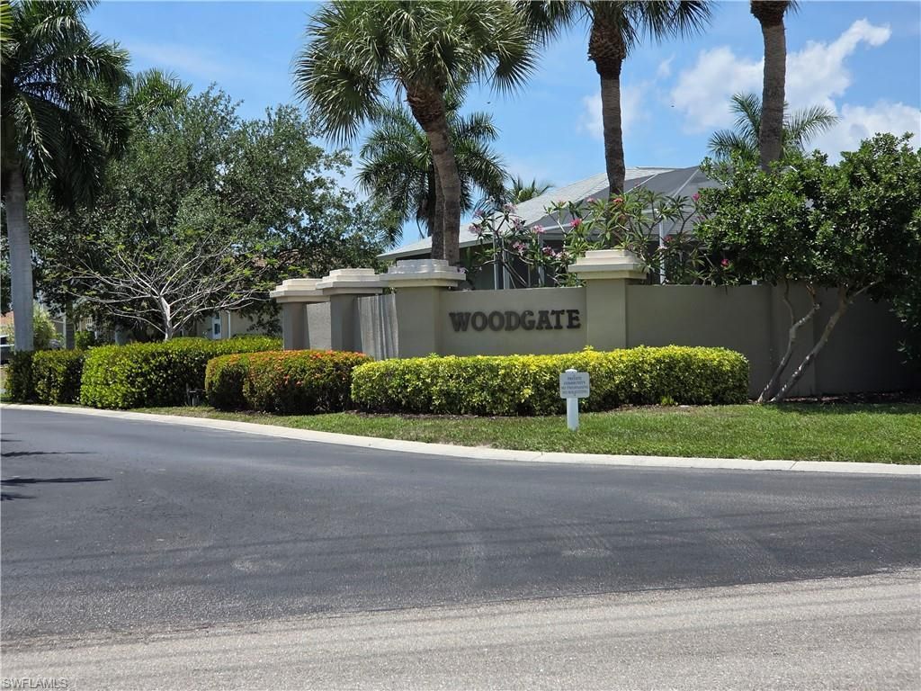 8831 Woodgate Dr, Fort Myers, FL 33908 Photo