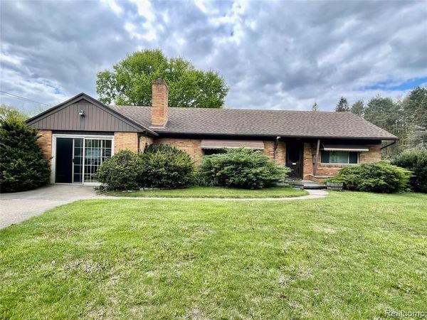 7234 Davison Road, Davison Twp, MI 48423
