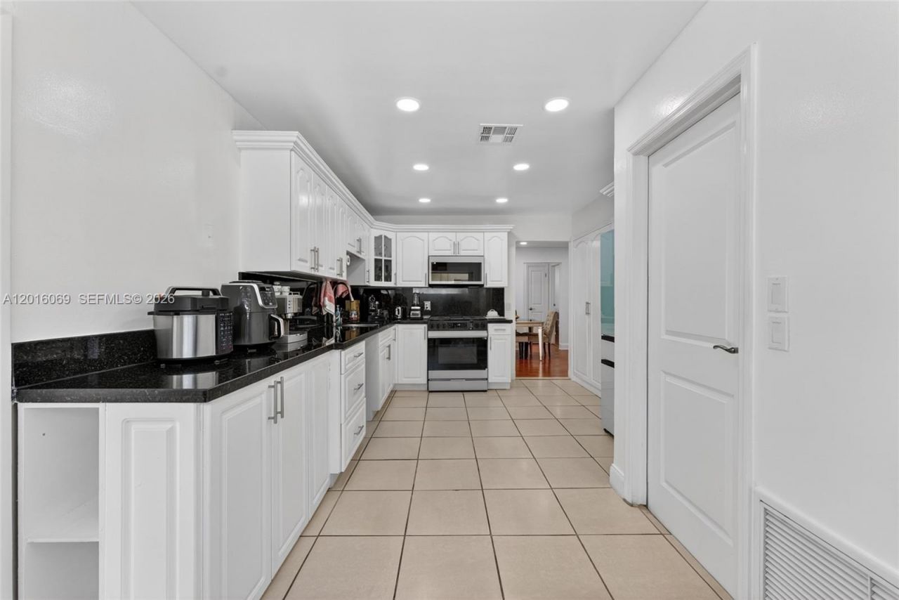 2620 NW 89th Ave, Sunrise, FL 33322 Photo