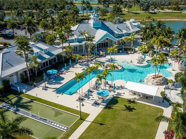 14939 EDGEWATER CIR , NAPLES, FL 34114