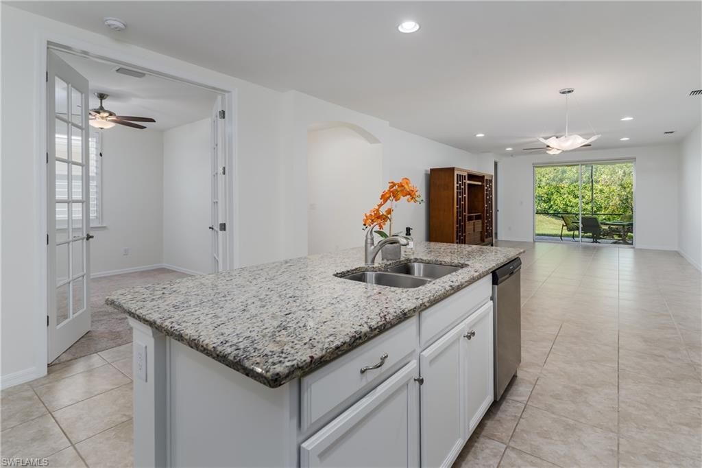 14939 Edgewater Cir , Naples, FL 34114 Photo