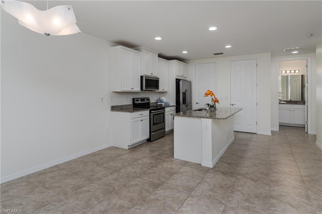14939 Edgewater Cir , Naples, FL 34114 Photo