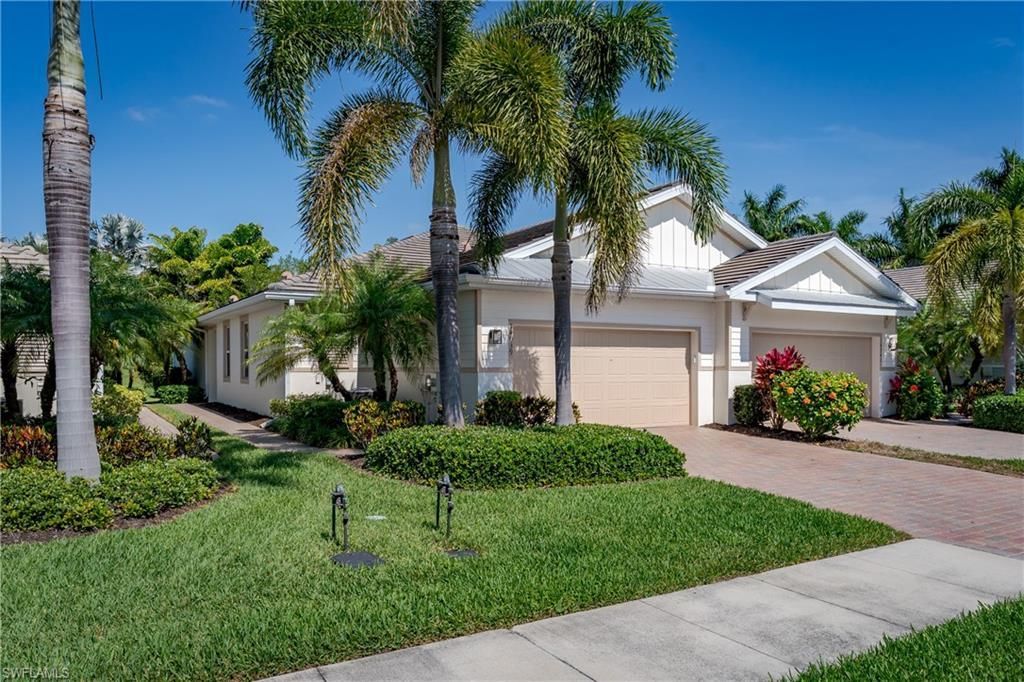 14939 Edgewater Cir , Naples, FL 34114 Photo