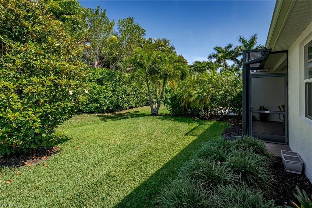 14939 Edgewater Cir , Naples, FL 34114 Photo