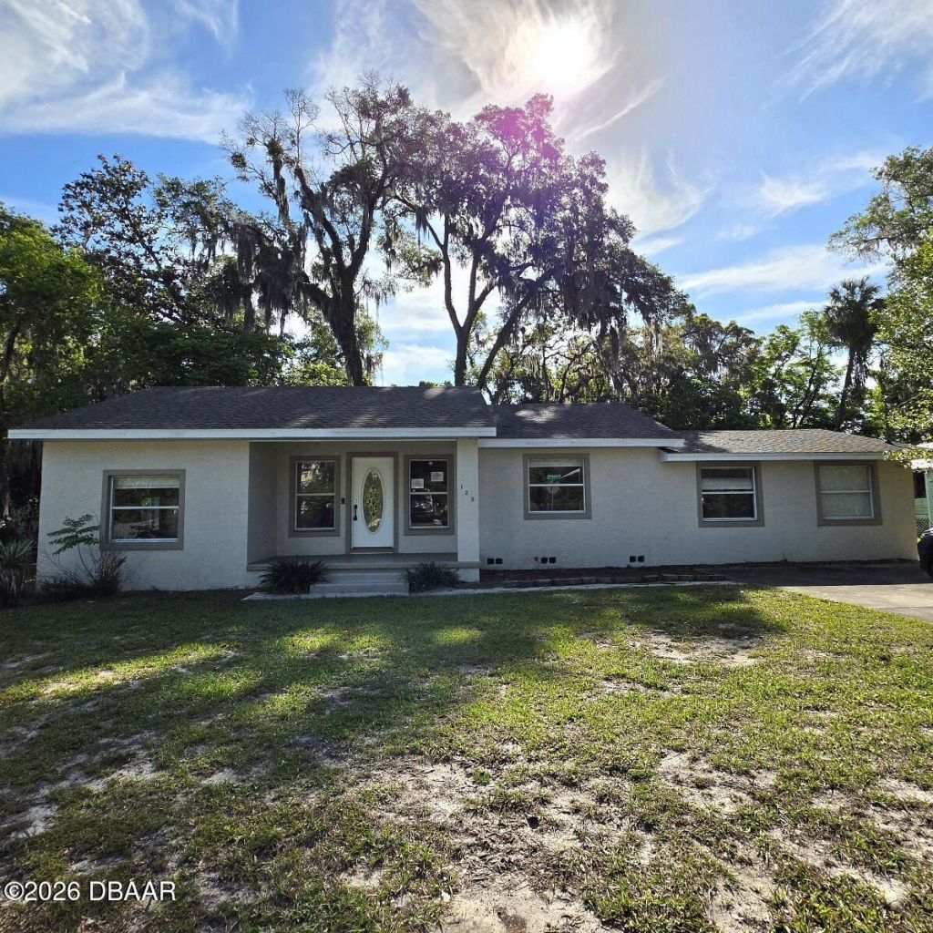 123 N Orange Avenue, Deland, FL 32720 Main Photo