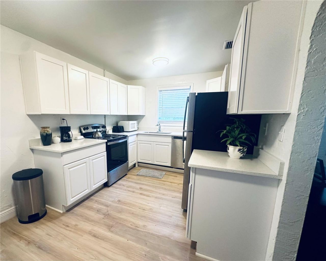 4811 Emerson Avenue S, Saint Petersburg, FL 33711 Photo