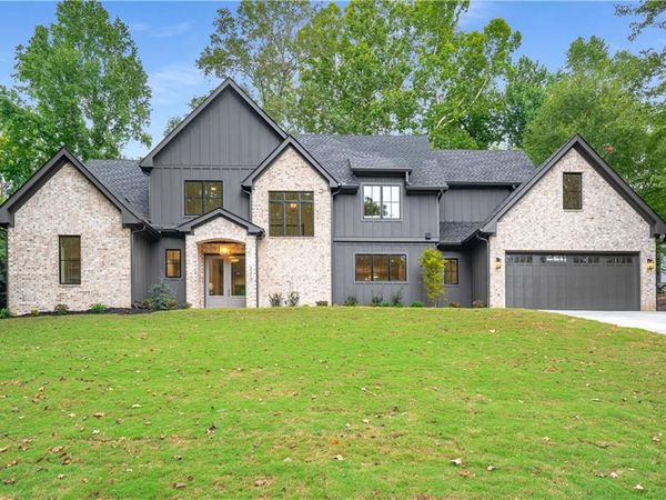 224 Pindos Place SW, Powder Springs, GA 30127