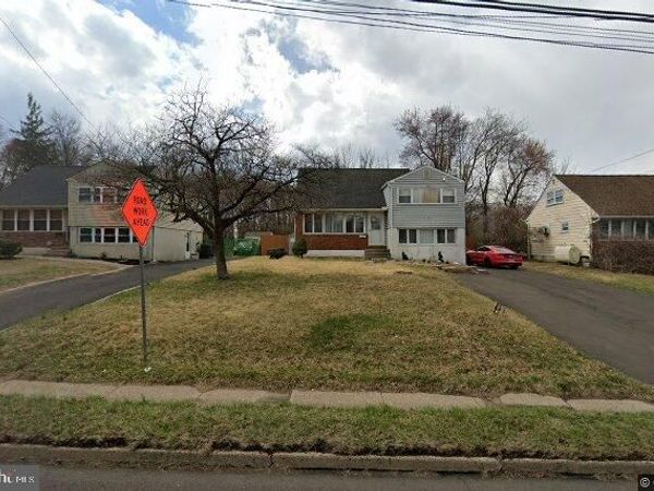 635 W COUNTY LINE ROAD, HATBORO, PA 19040