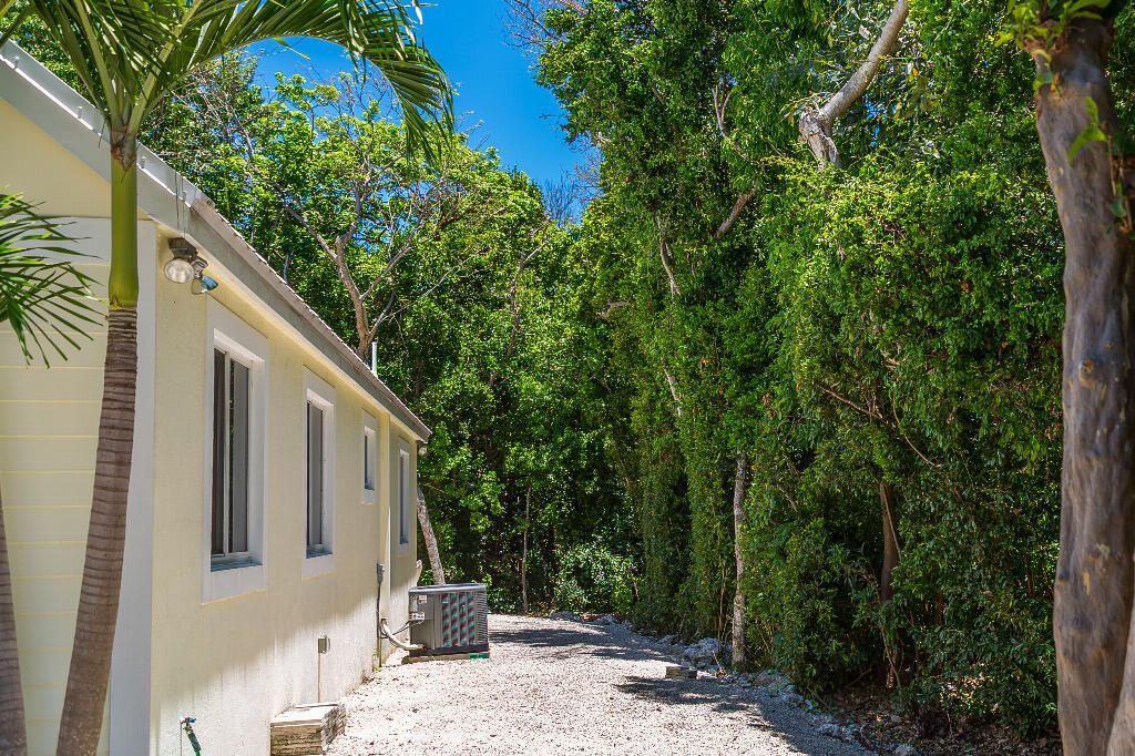143 N Hammock Road, Islamorada, FL 33036 Photo