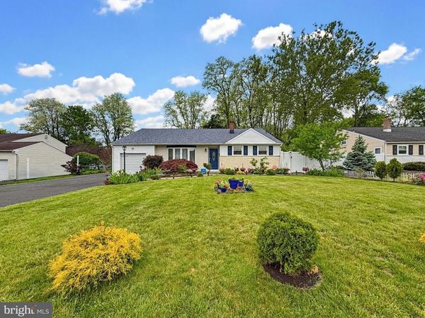 254 ALLEN LANE , WARMINSTER, PA 18974