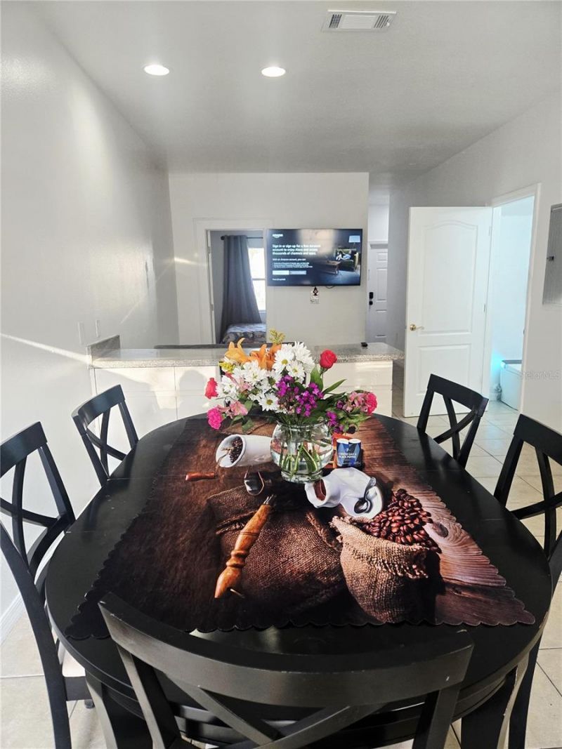 13612 N 21st Street , Tampa, FL 33613 Photo