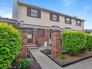 1921 Vine Way Drive, CANTON, MI 48188