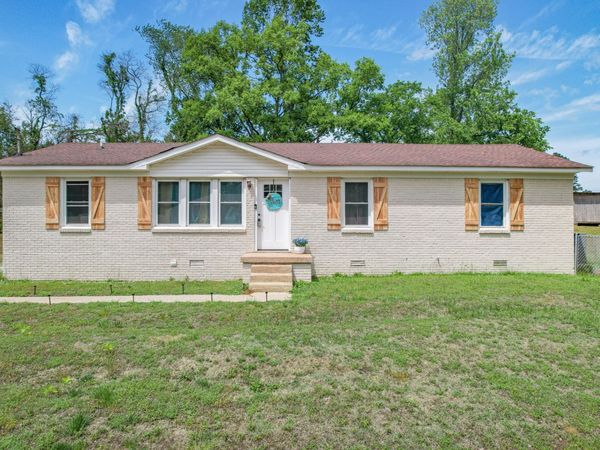 2220 Cherry Dr , Pulaski, TN 38478