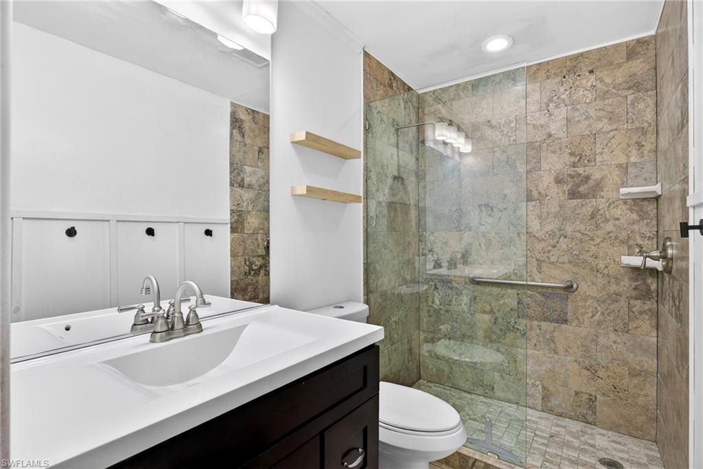 6300 S Pointe Blvd, Unit 327, Fort Myers, FL 33919 Photo