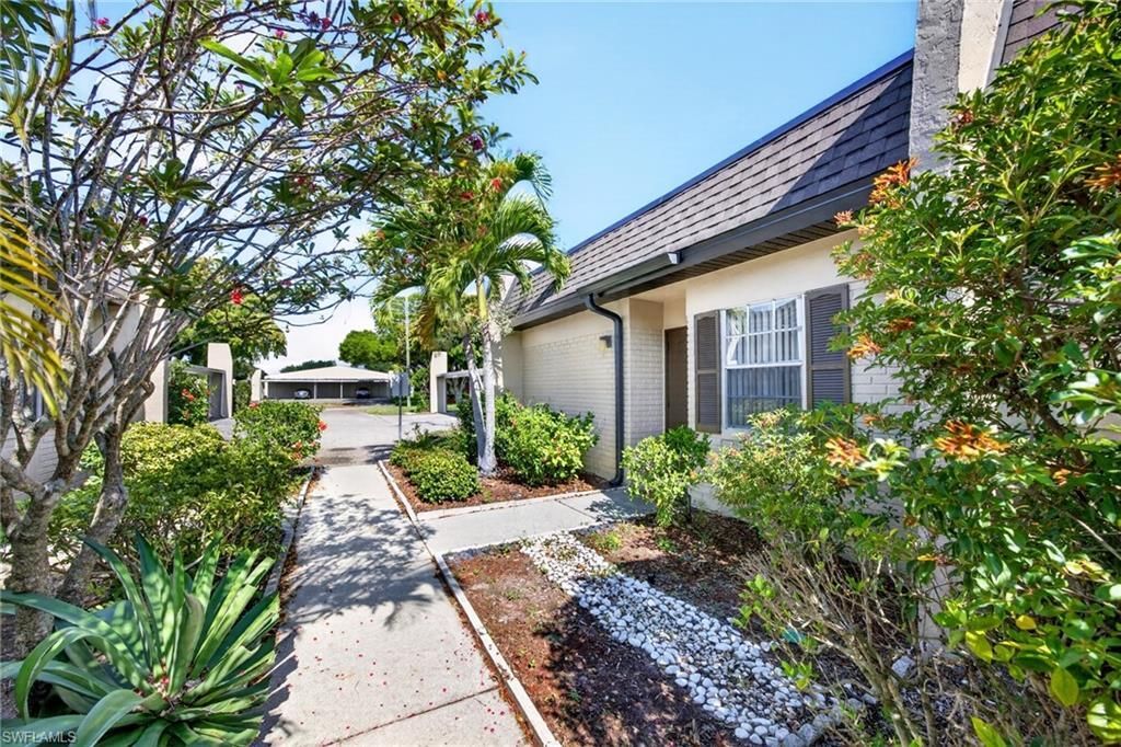 6300 S Pointe Blvd, Unit 327, Fort Myers, FL 33919 Photo