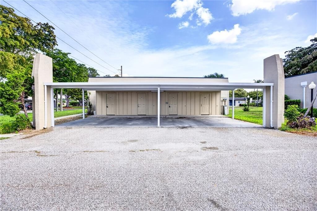 6300 S Pointe Blvd, Unit 327, Fort Myers, FL 33919 Photo