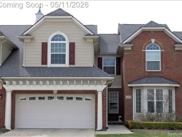 24817 VALLEYWOOD, Lyon Twp, MI 48178