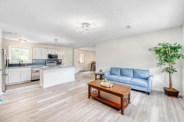 1091 Spring Plains Road Photo 10