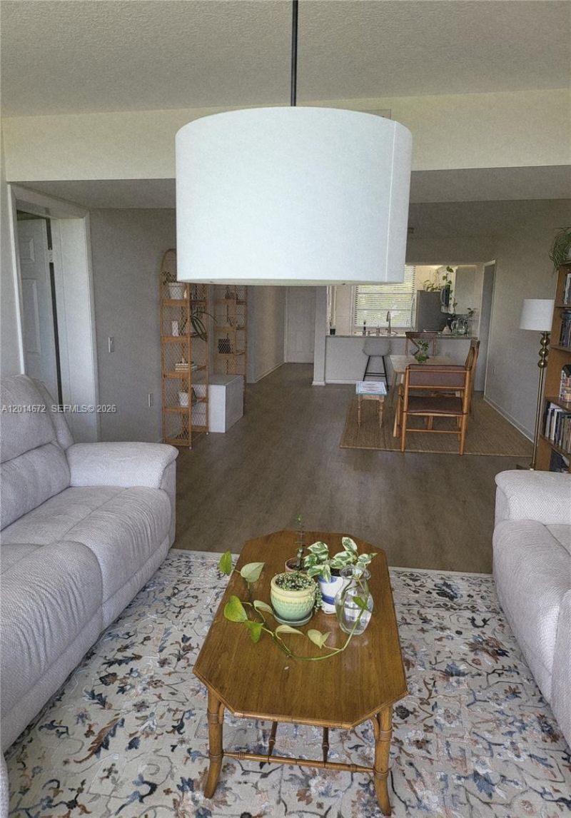 3640 Whitehall Dr , Unit 406, West Palm Beach, FL 33401 Photo