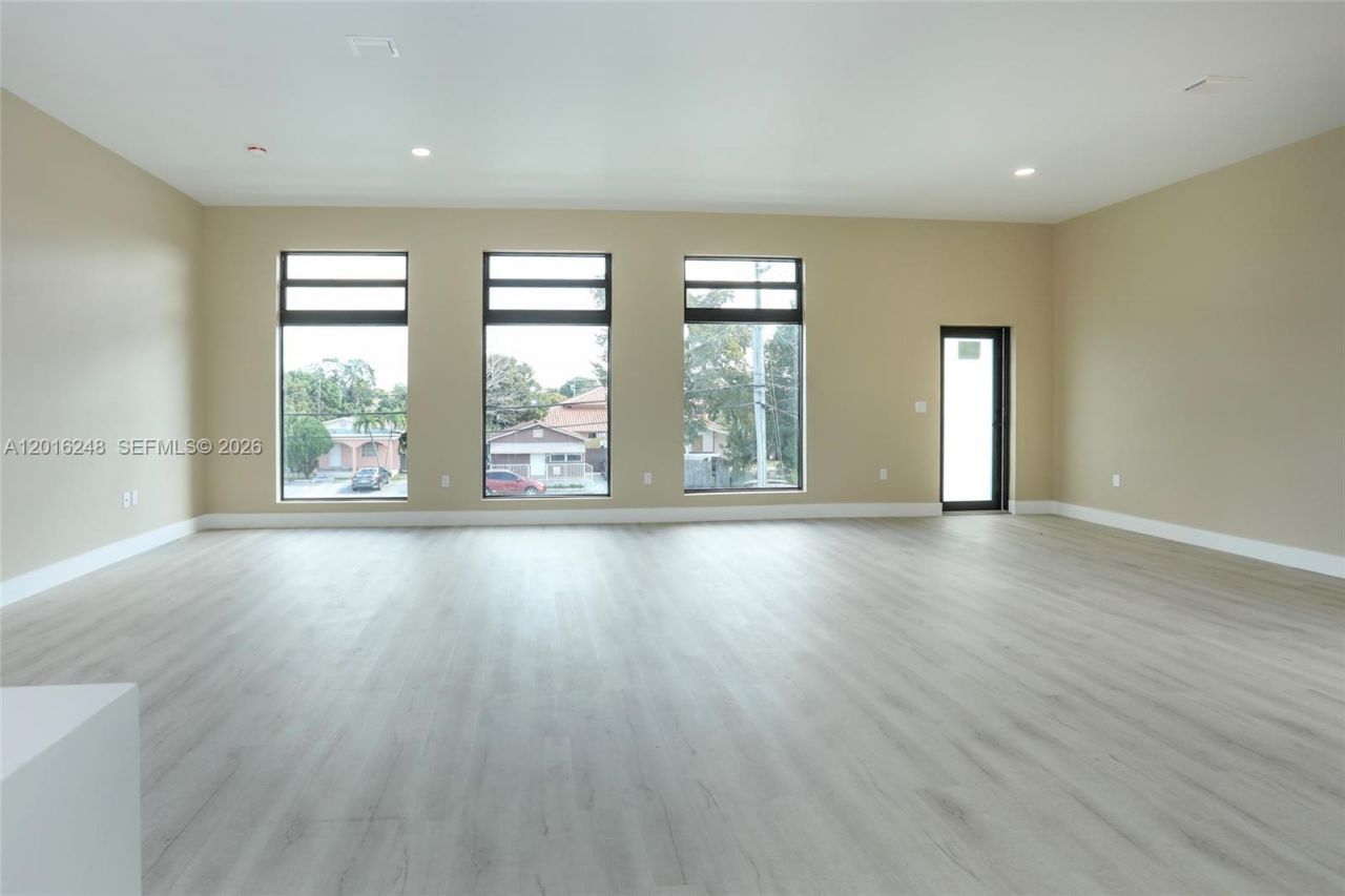120 SW 35 Ave , Unit A2, Miami, FL 33135 Photo