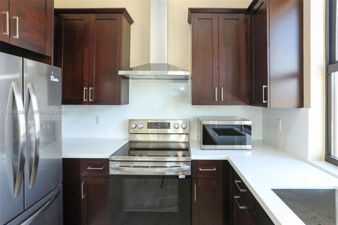120 SW 35 Ave , Unit A2, Miami, FL 33135 Photo