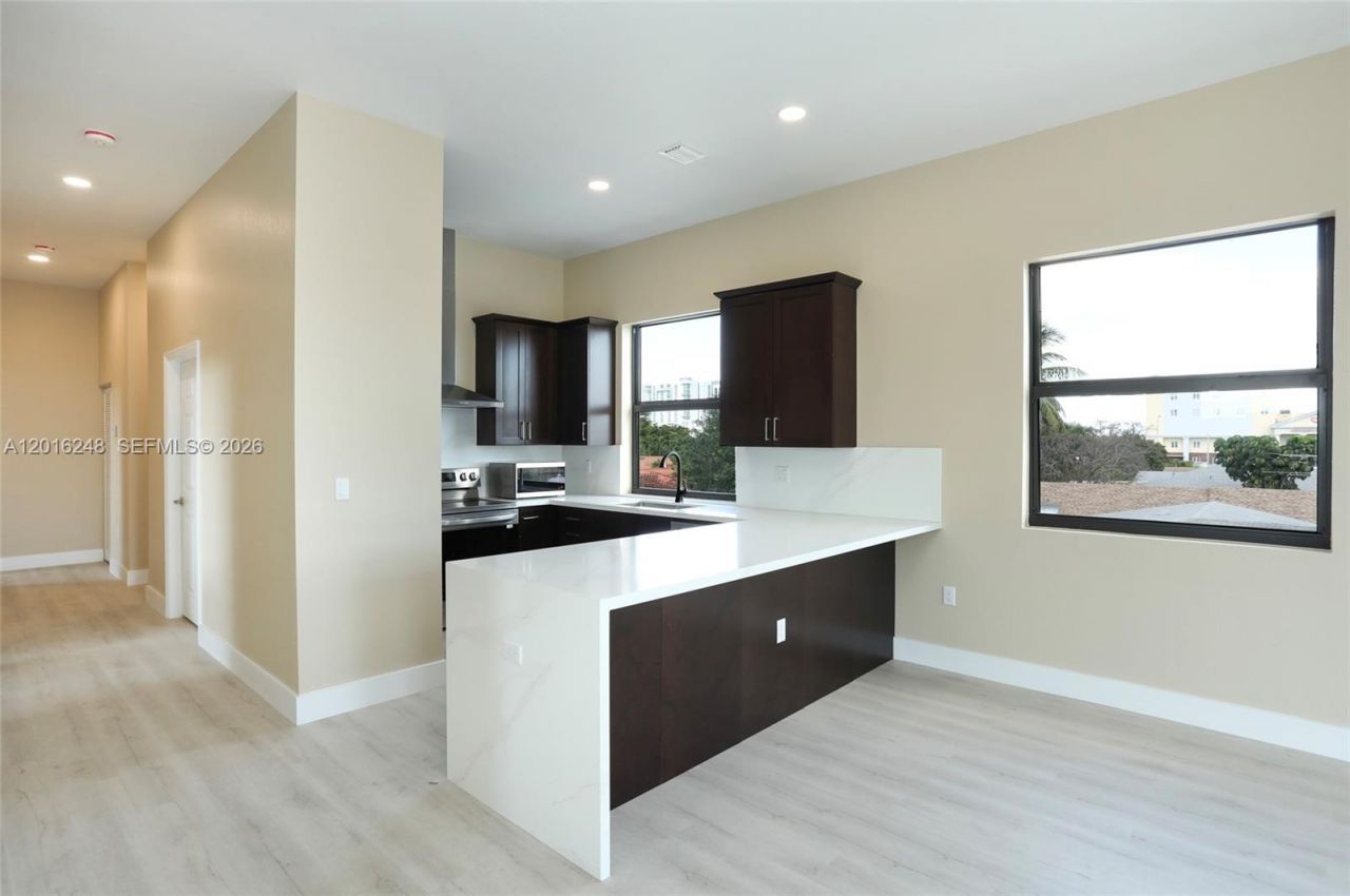 120 SW 35 Ave , Unit A2, Miami, FL 33135 Photo