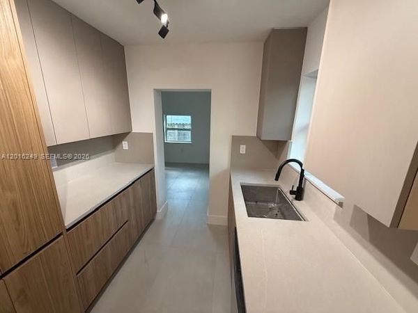 328 NE 57th St , Miami, FL 33137
