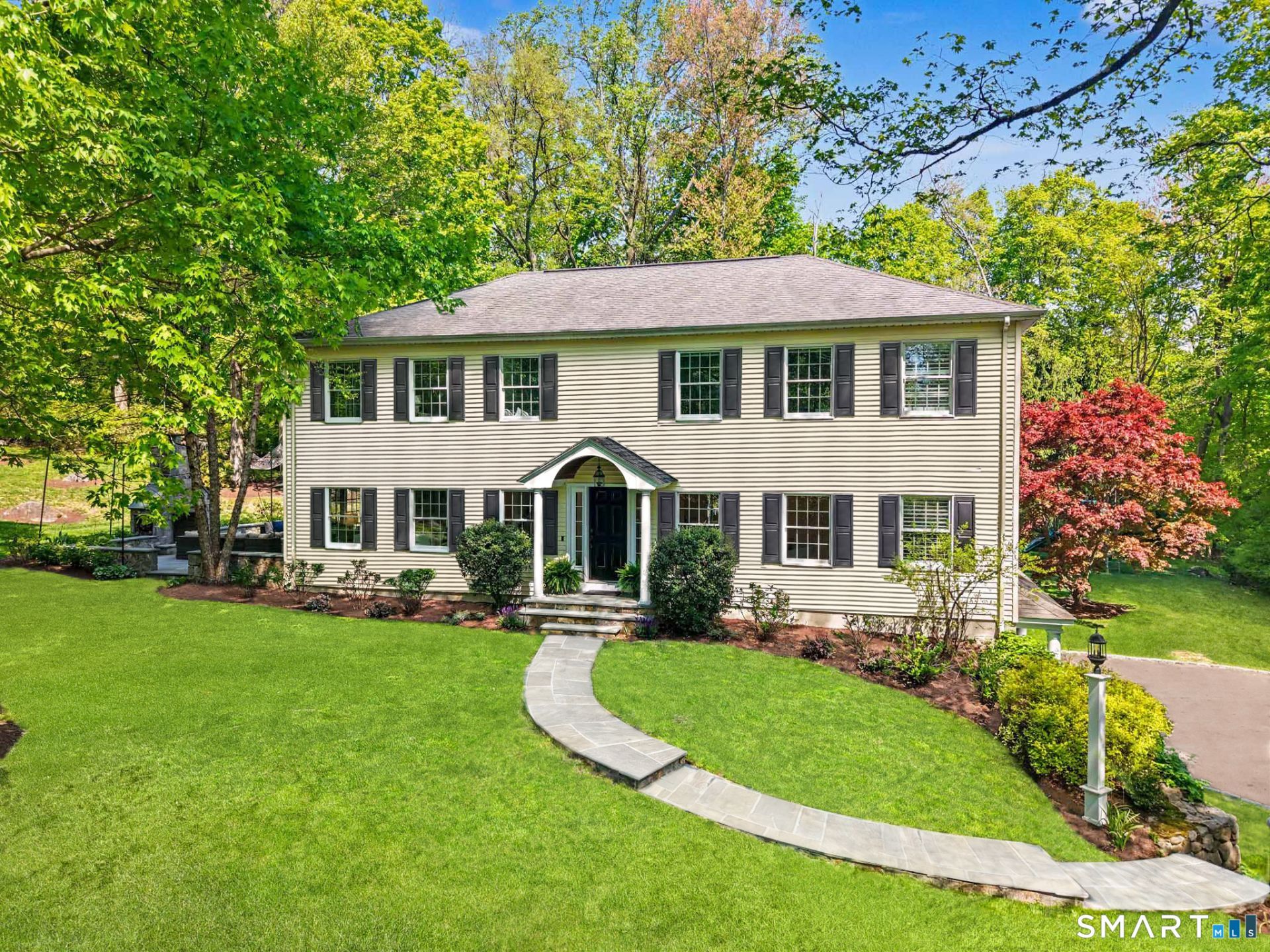 463 White Oak Shade, New Canaan, CT 06840 Main Photo