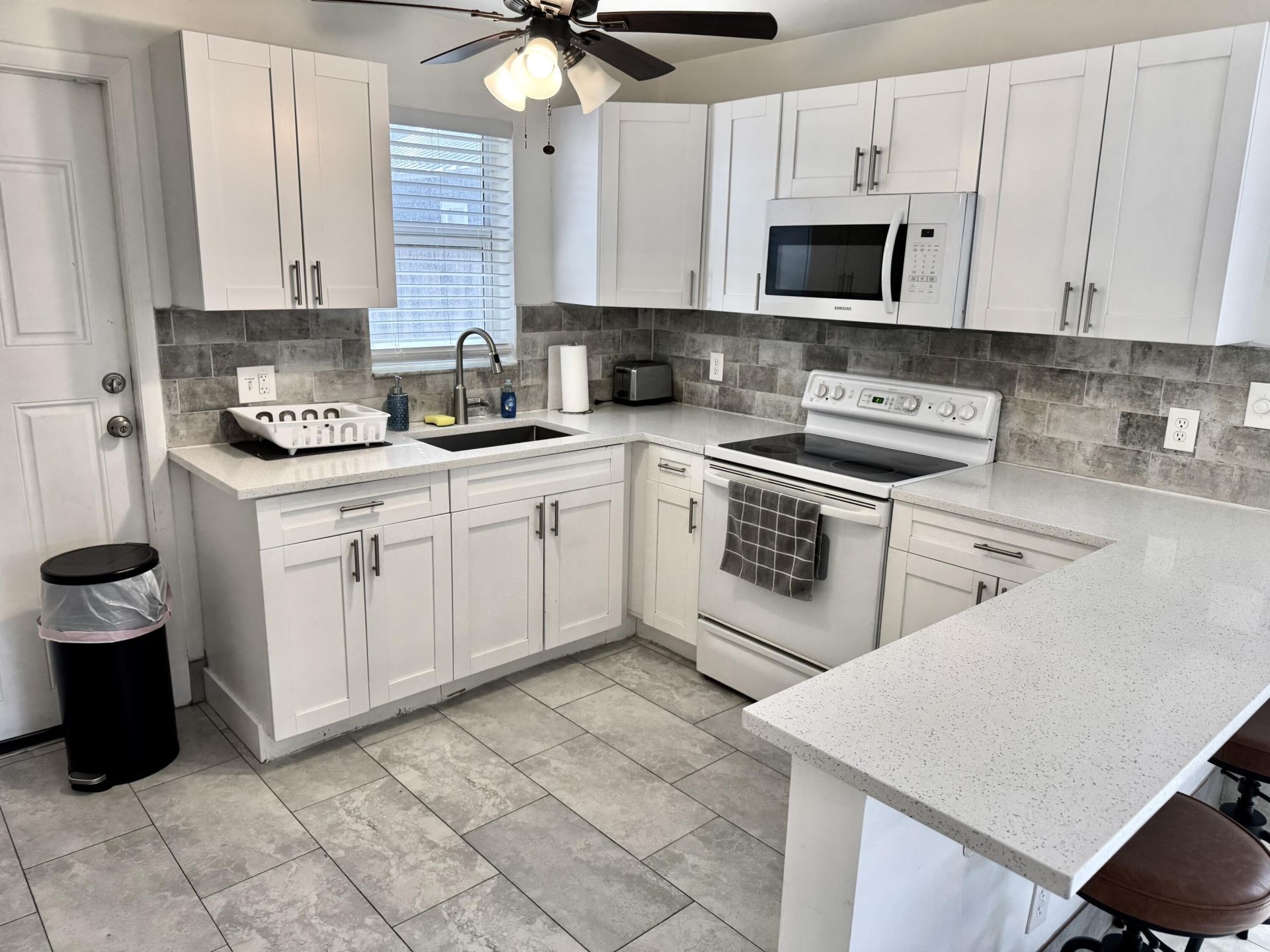 2008 SE 4th Avenue, Unit 1-3, Fort Lauderdale, FL 33316 Photo