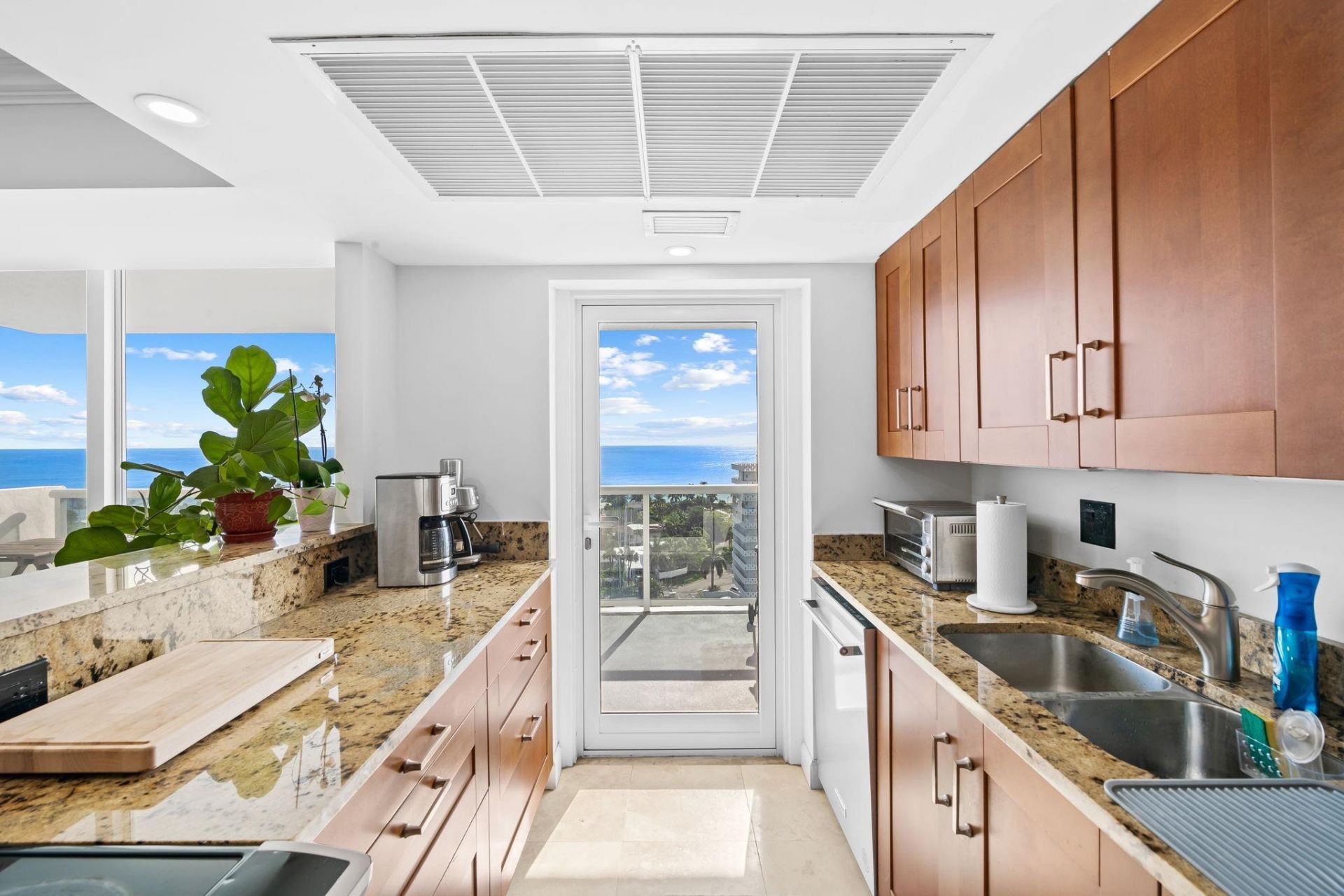 2841 N Ocean Boulevard, Unit 1508, Fort Lauderdale, FL 33308 Photo