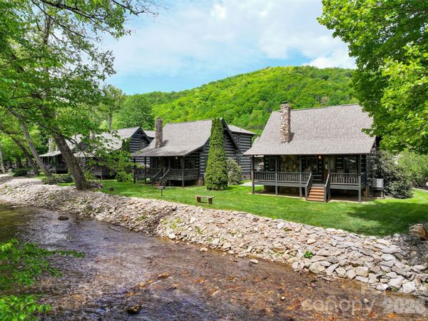 62 Rachels Circle, Maggie Valley, NC 28751