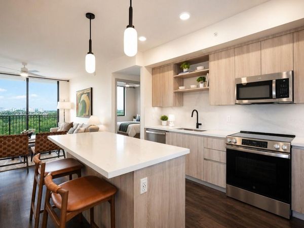 330 Catalonia Ave , Unit 328, Coral Gables, FL 33134