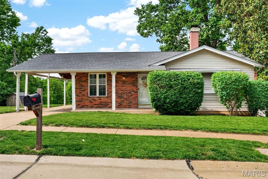 1001 Dorne Drive , Manchester, MO 63021 Main Photo
