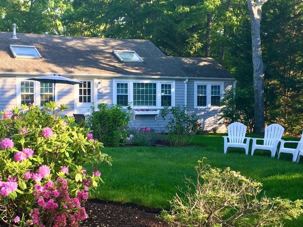 10 Wharf Avenue , Mashpee, MA 02649