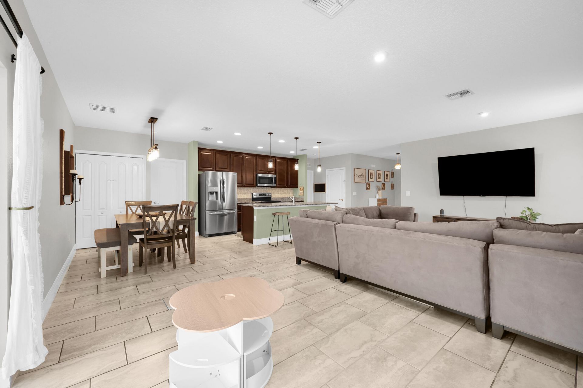 971 SW Longfellow Road, Port Saint Lucie, FL 34953 Photo