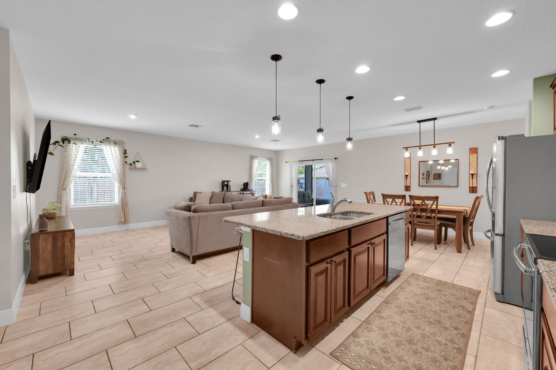 971 SW Longfellow Road, Port Saint Lucie, FL 34953 Photo