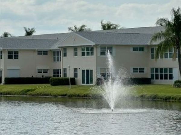 740 Lake Orchid Circle, Unit 109, Vero Beach, FL 32962