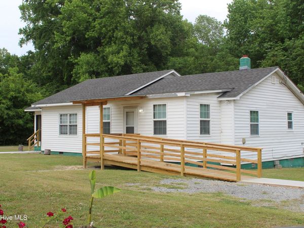 1329 New Street, Murfreesboro, NC 27855