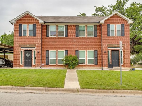 2500 W Cantey Street , Fort Worth, TX 76109