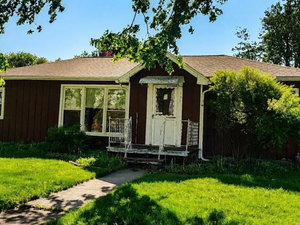 135 Salisbury Streets, Morenci, MI 49256